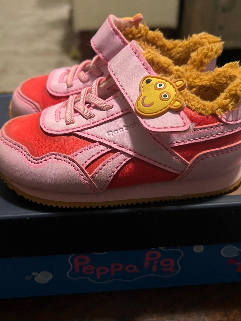 Reebok Kids Pink & Red Peppa Pig Fur-Trim Sneakers